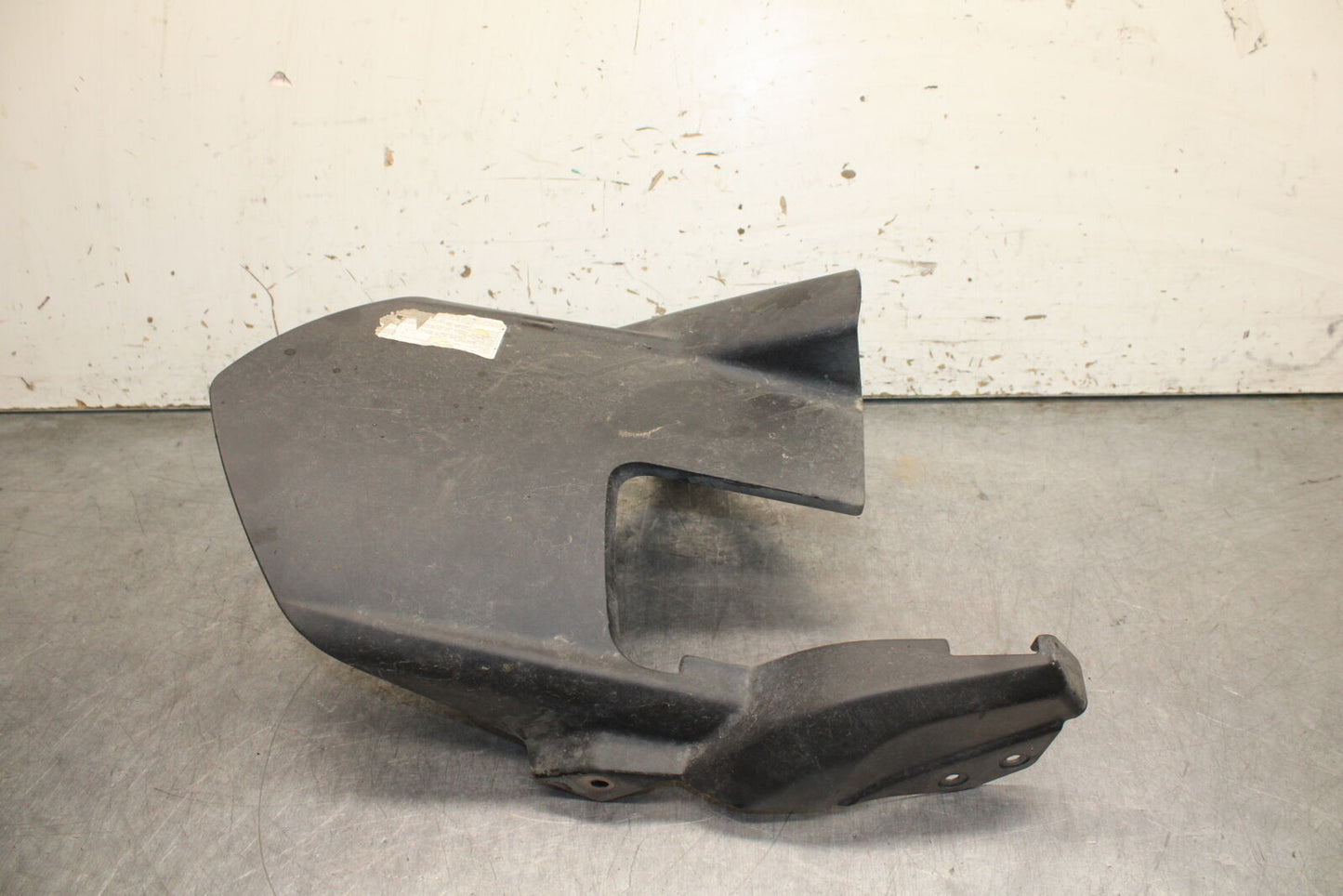 12-13 KAWASAKI Z1000 REAR BACK WHEEL TIRE HUGGER FENDER BB743