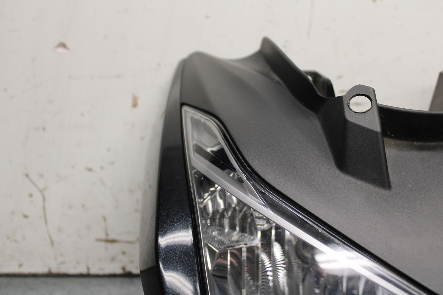 12-13 KAWASAKI Z1000 FRONT HEADLIGHT HEAD LIGHT LAMP BB743