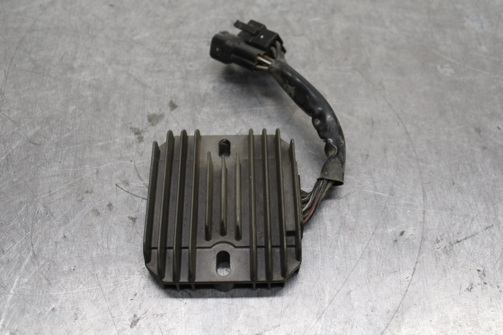 03 SUZUKI SV650S RECTIFIER VOLTAGE REGULATOR BB130
