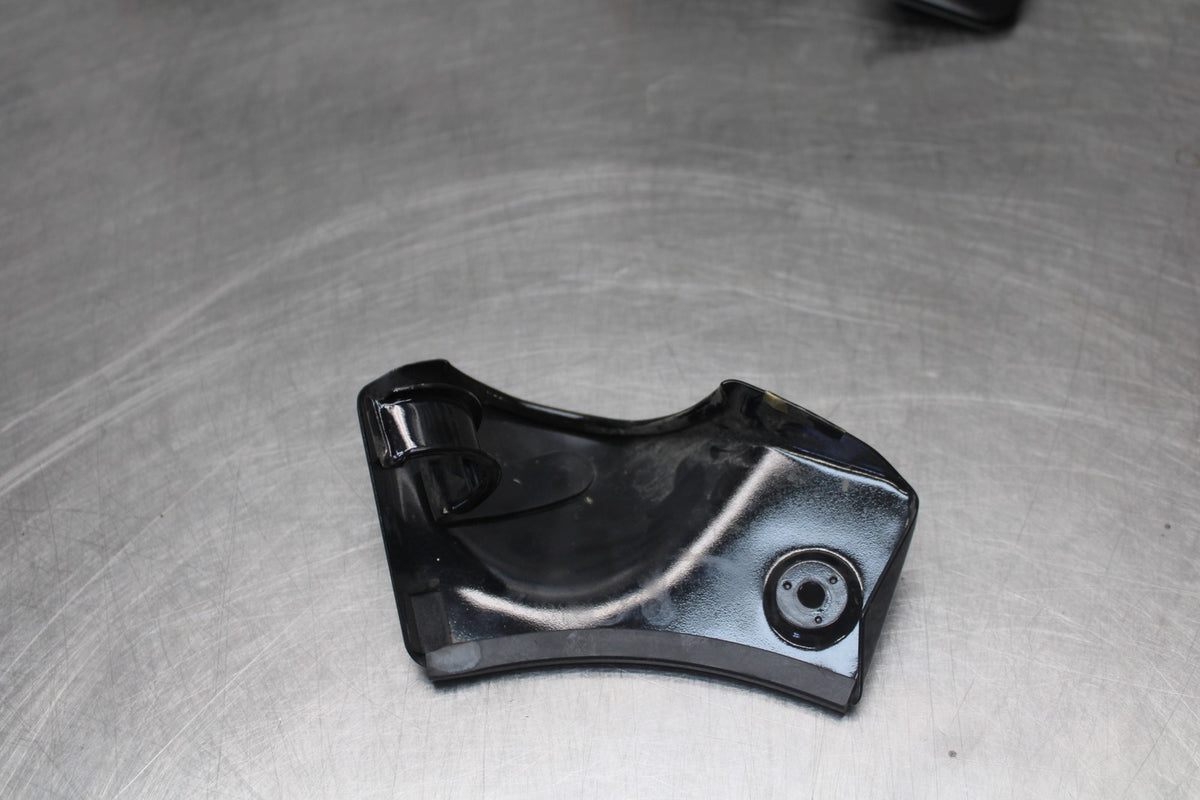 05-09 SUZUKI BOULEVARD C90 FRAME COVER COWL SET PAIR BB918