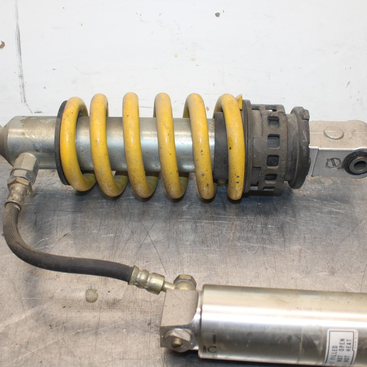 2004 Honda CBR600F4i REAR BACK SHOCK ABSORBER SUSPENSION BB606