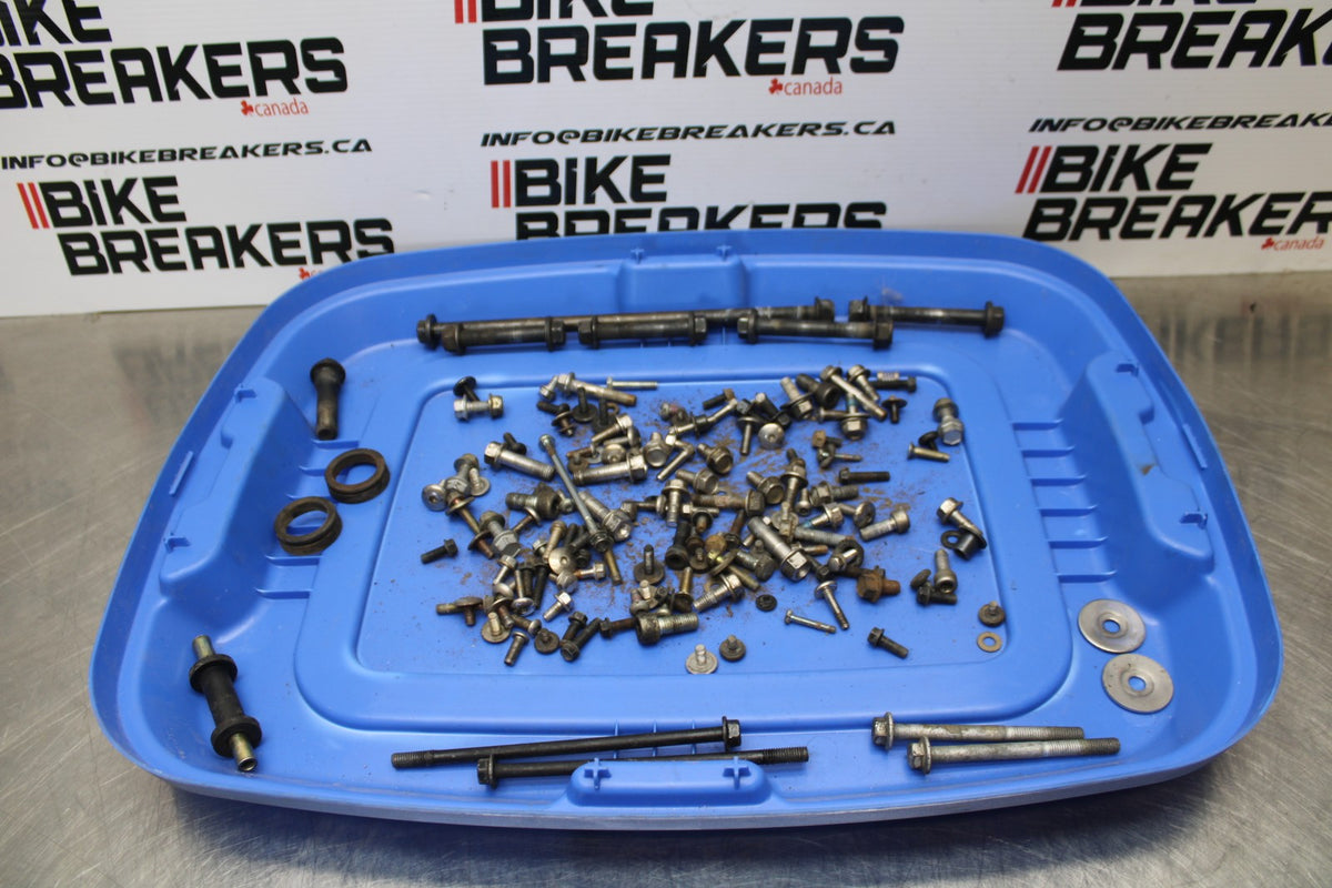 05 TRIUMPH ROCKET III MOUNTING BOLTS HARDWARE MOTOR SCREWS BB186
