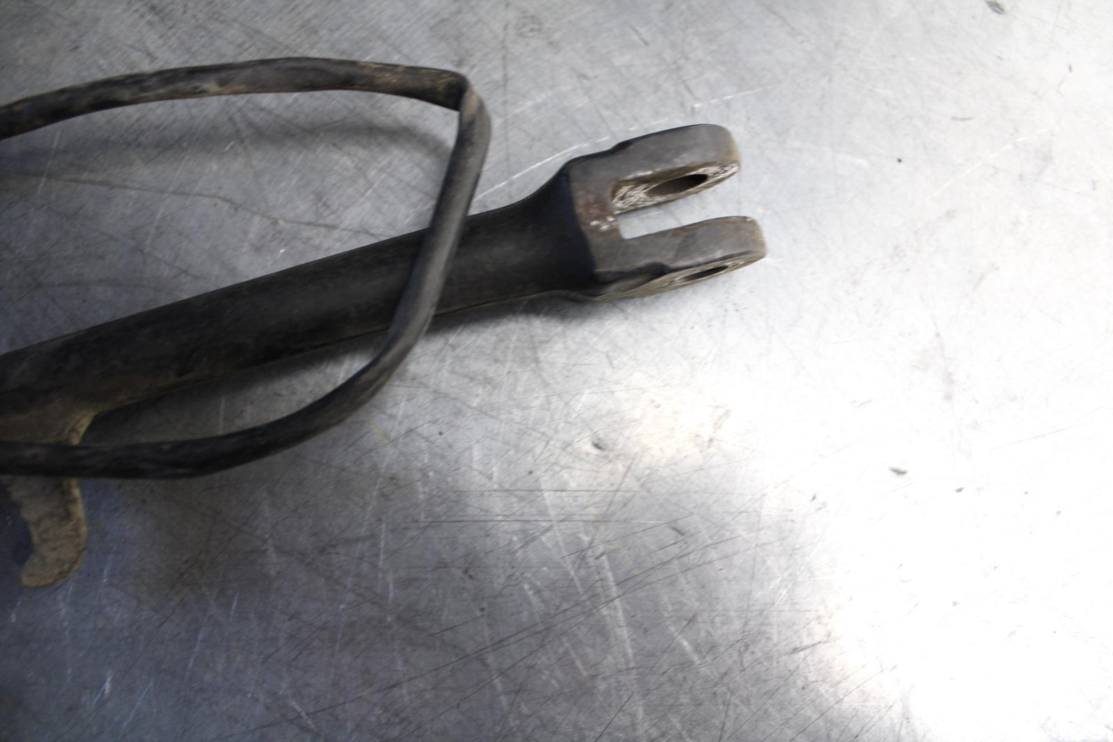 89-90 YAMAHA FZR600 KICKSTAND SIDE KICK STAND 4BP-27311-00-00 BB76