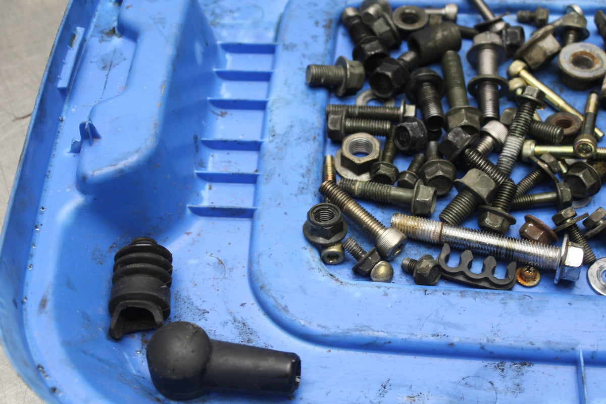 99-09 YAMAHA V STAR 1100 MOUNTING BOLTS HARDWARE SCREWS BB853