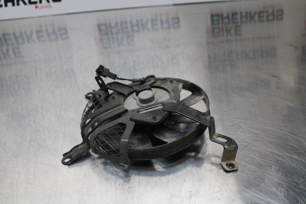 11 SUZUKI GSXR1000 ENGINE RADIATOR COOLING FAN BB142