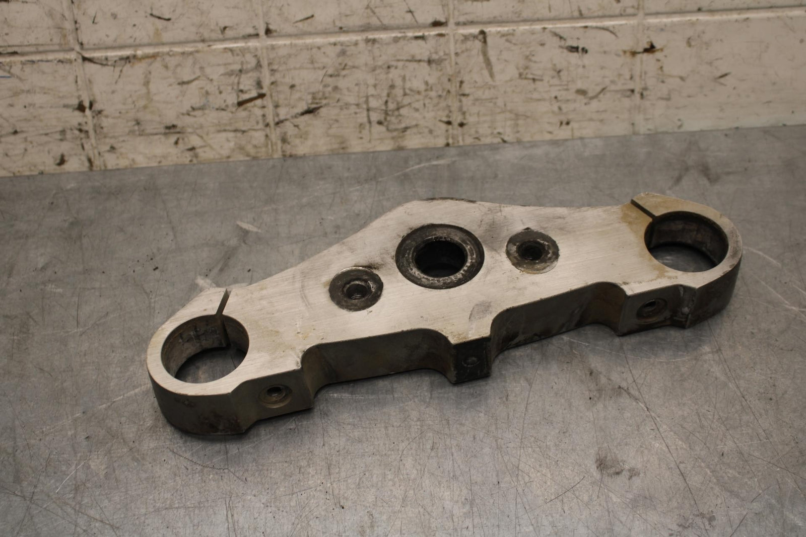 2005 Kawasaki Vulcan 1500 VN1500N Classic FORKS UPPER TRIPLE TREE CLAMP BB576