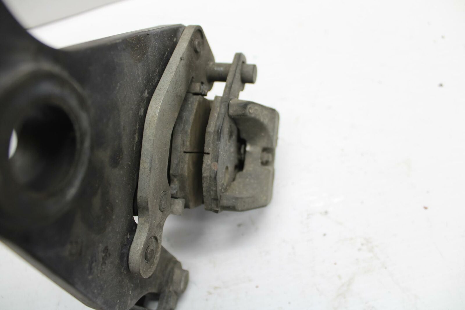 11-12 KAWASAKI Z1000 REAR BACK BRAKE CALIPER W MOUNT BRACKET BB249