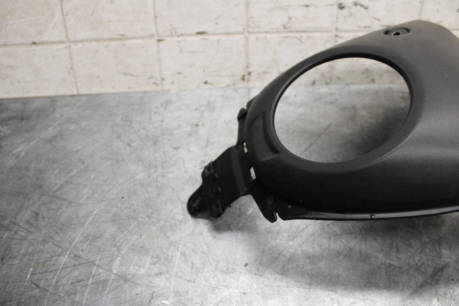 2015 Yamaha FZ07 GAS TANK FUEL CELL COVER FAIRING COWL BB531
