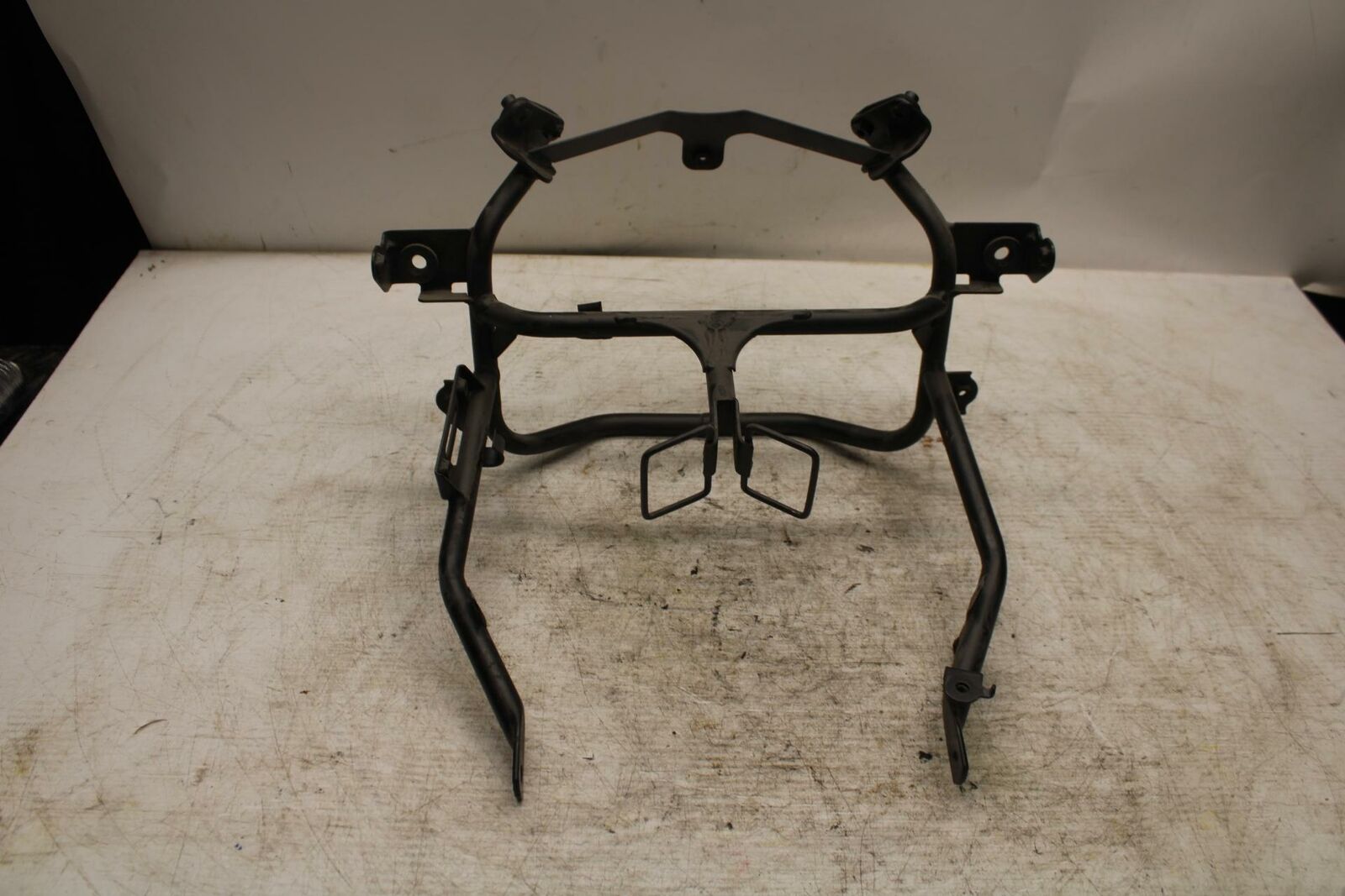 12-13 KAWASAKI EX300 NINJA UPPER FAIRING MIRROR GAUGES STAY BRACKET BB373