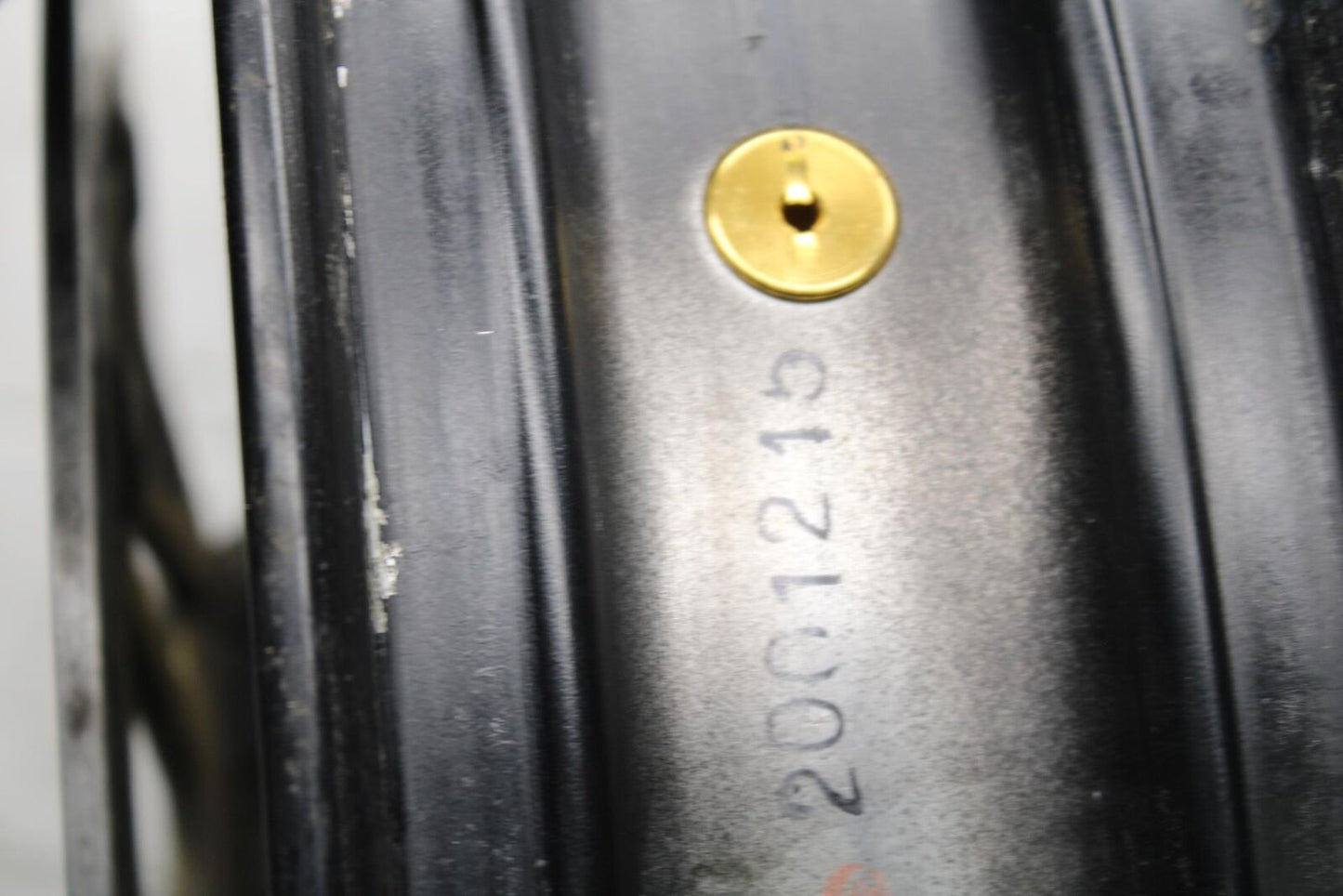 2000 Kawasaki Ninja ZX12R ZX1200A FRONT LEFT RIGHT BRAKE ROTORS AND WHEEL BB565