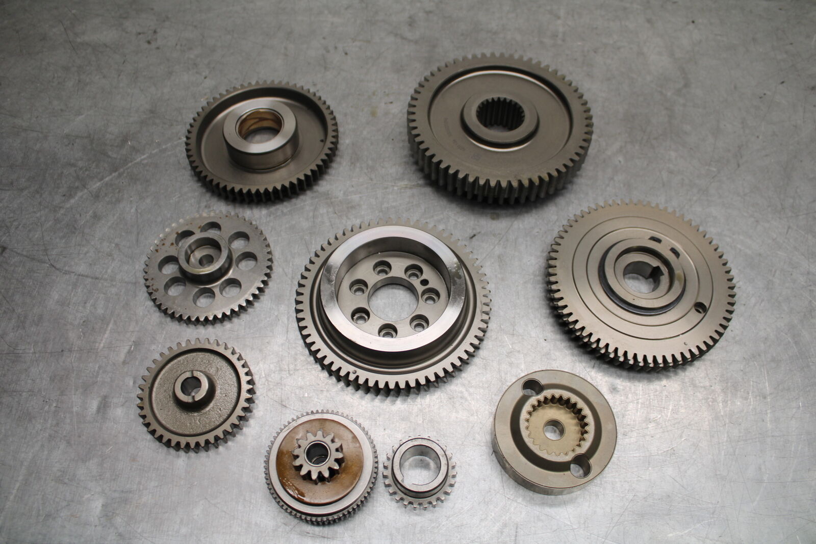 22-24 INDIAN CHIEF BOBBER DARK HORSE ENGINE MOTOR GEAR  BB717