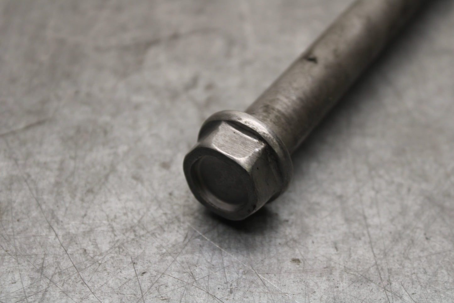 18-23 KAWASAKI NINJA 400 REAR BACK SWINGARM BOLT SUSPENSION PIVOT AXLE BB660