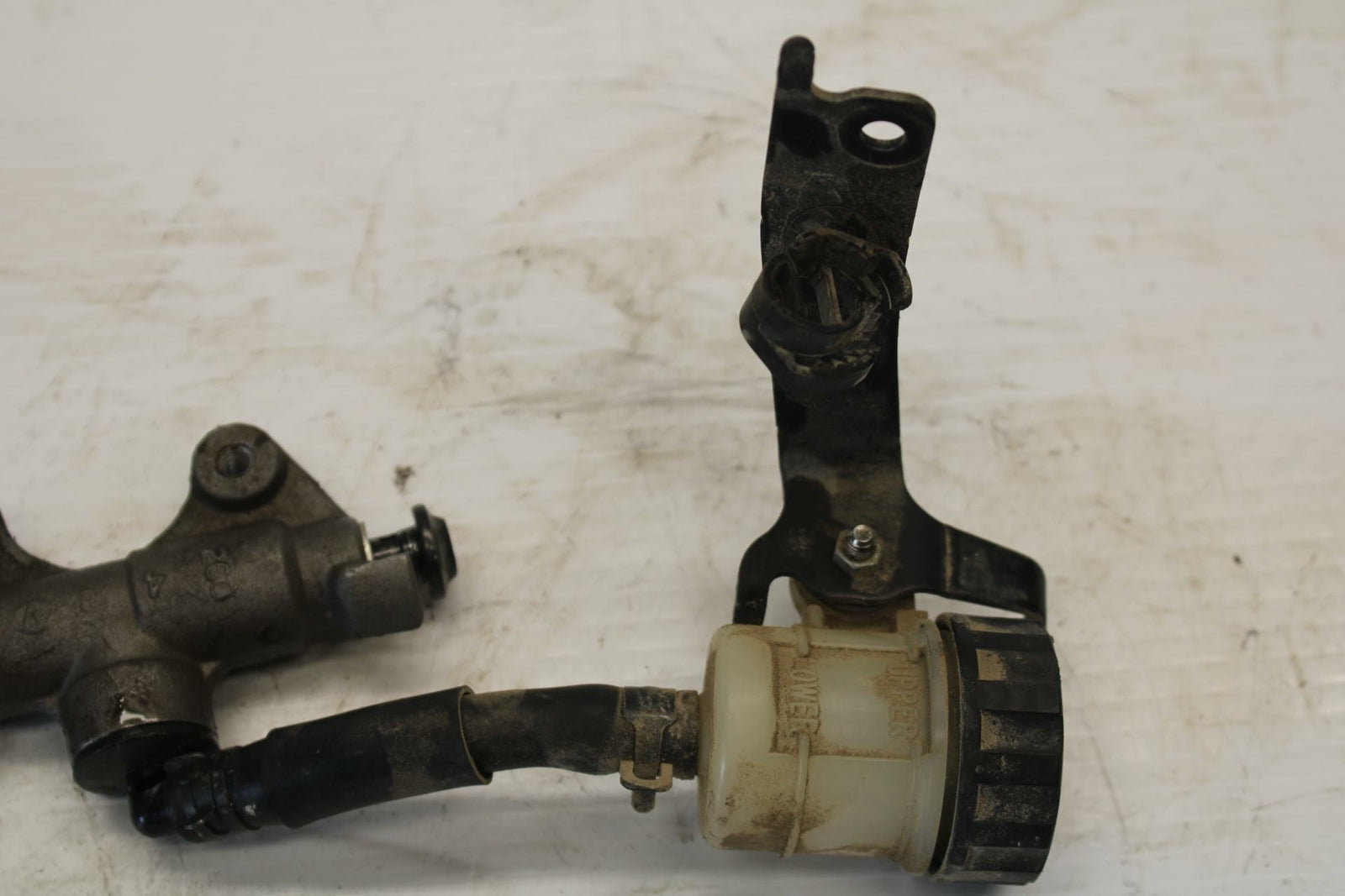 08-16 YAMAHA YZF R6 REAR BACK BRAKE MASTER CYLINDER W RESERVOIR BB273