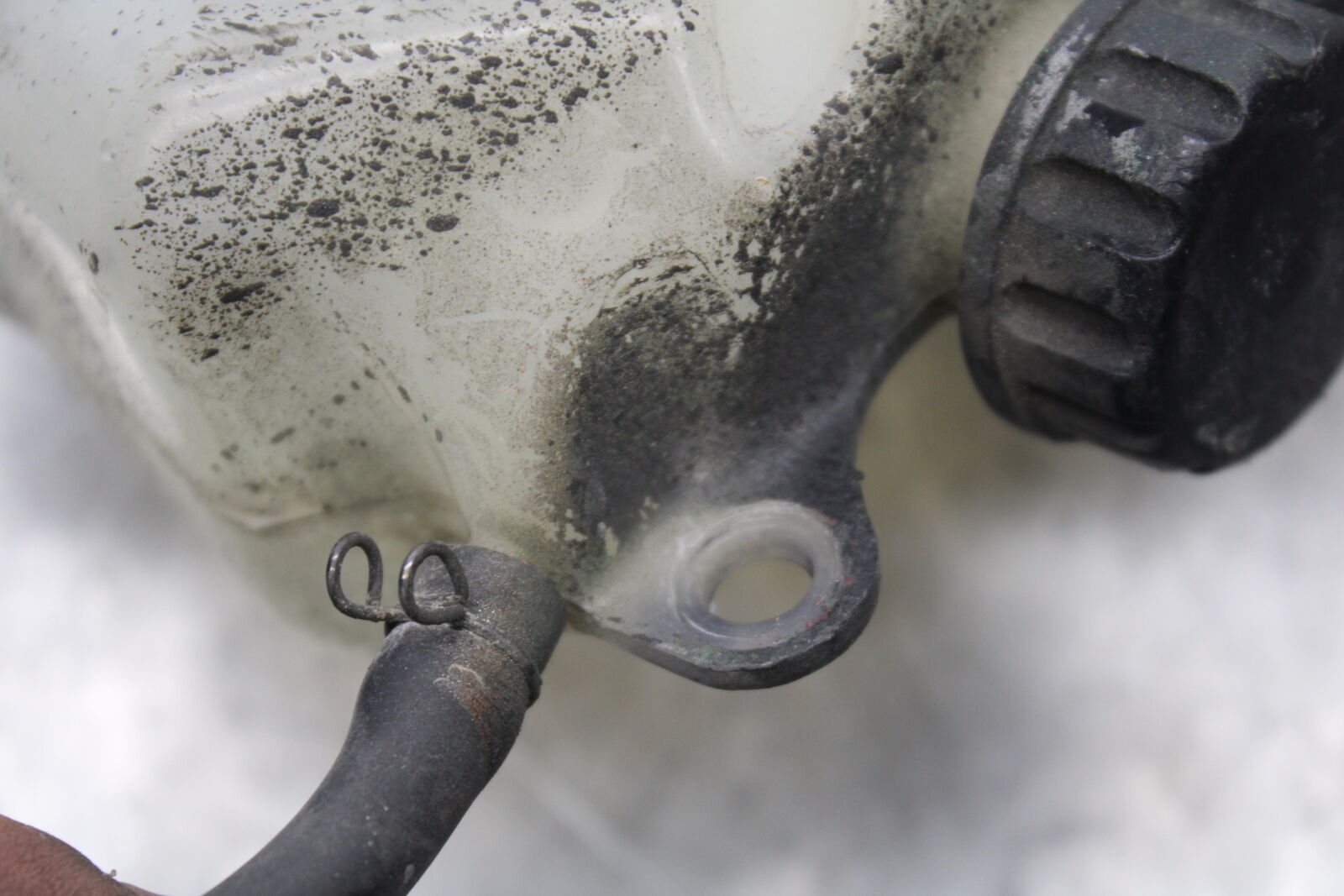 09-12 KAWASAKI NINJA ZX6R ZX600R COOLANT WATER TANK RESERVOIR 43078-0057 BB656