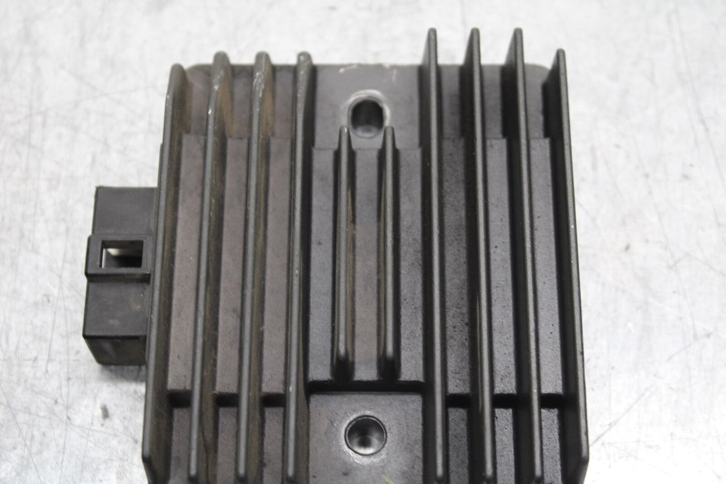 05 YAMAHA YZF R6S RECTIFIER VOLTAGE REGULATOR BB600
