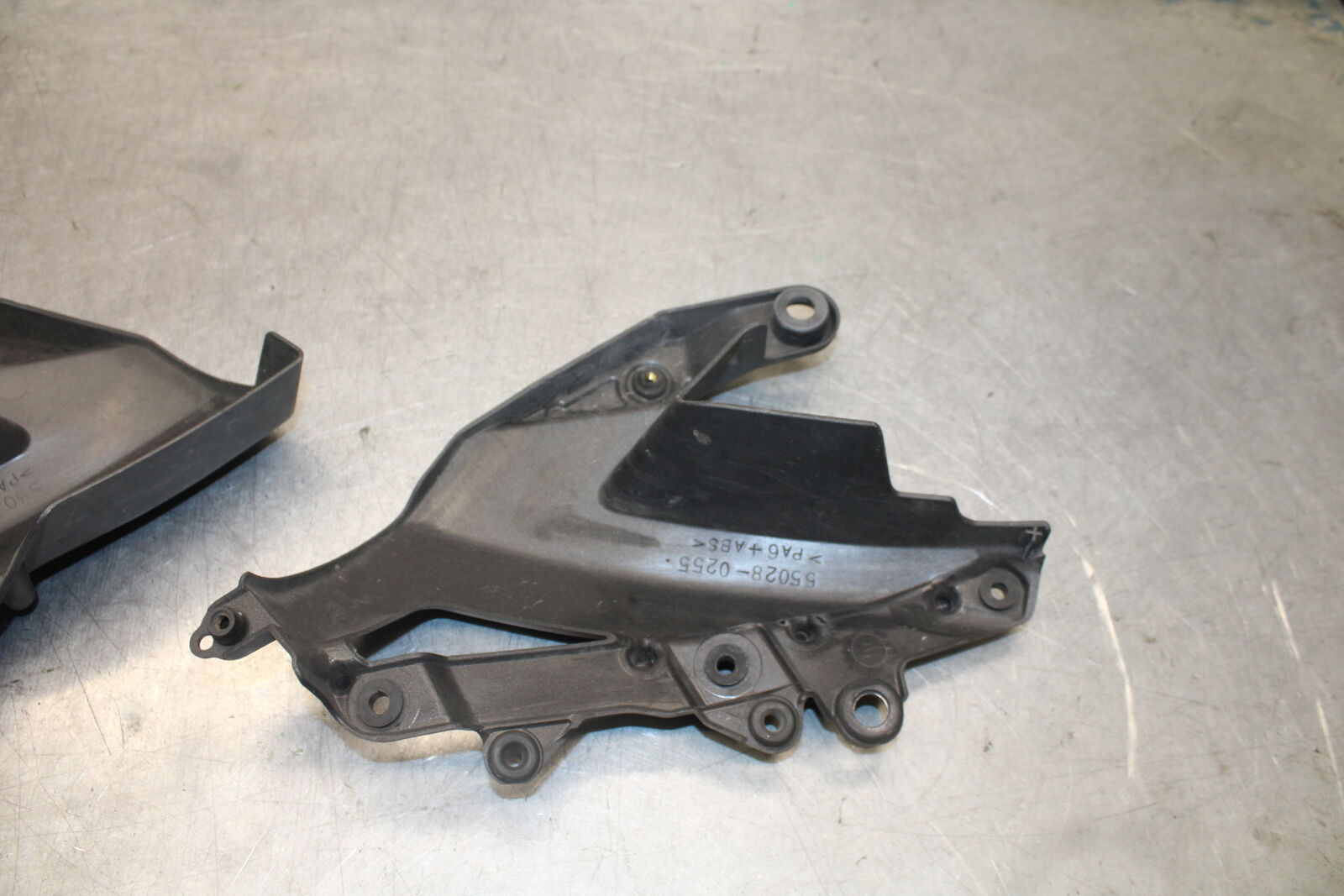 09-12 KAWASAKI NINJA ZX6R RIGHT LEFT MID UPPER SIDE FAIRING COWL PLASTIC BB698