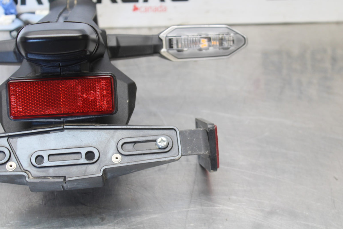 22 KAWASAKI NINJA ZX6R ZX636 ABS 40TH ANNIVERSARY REAR BACK FENDER LIGHTS BB911