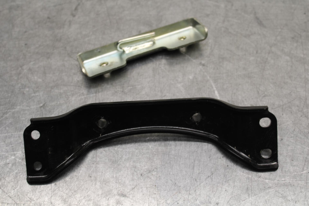 23-24 KAWASAKI NINJA ZX4R GAS TANK FUEL CELL PETROL RESERVOIR BRACKET  BB638