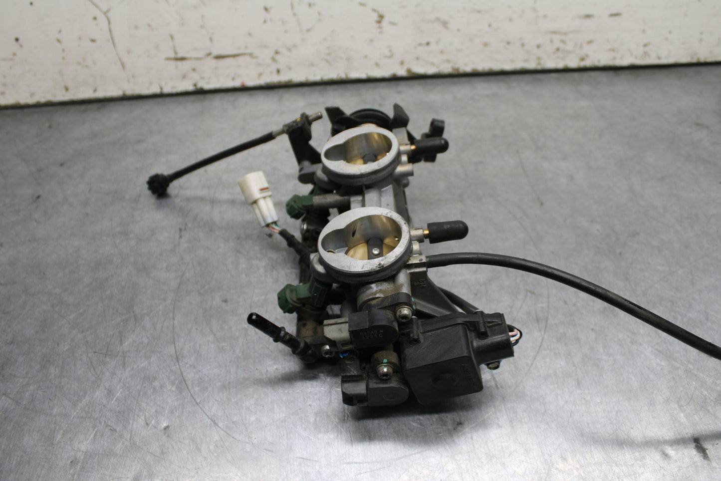 14-15 KAWASAKI NINJA 650 EX650F ABS MAIN FUEL INJECTORS / THROTTLE BODIES BB741