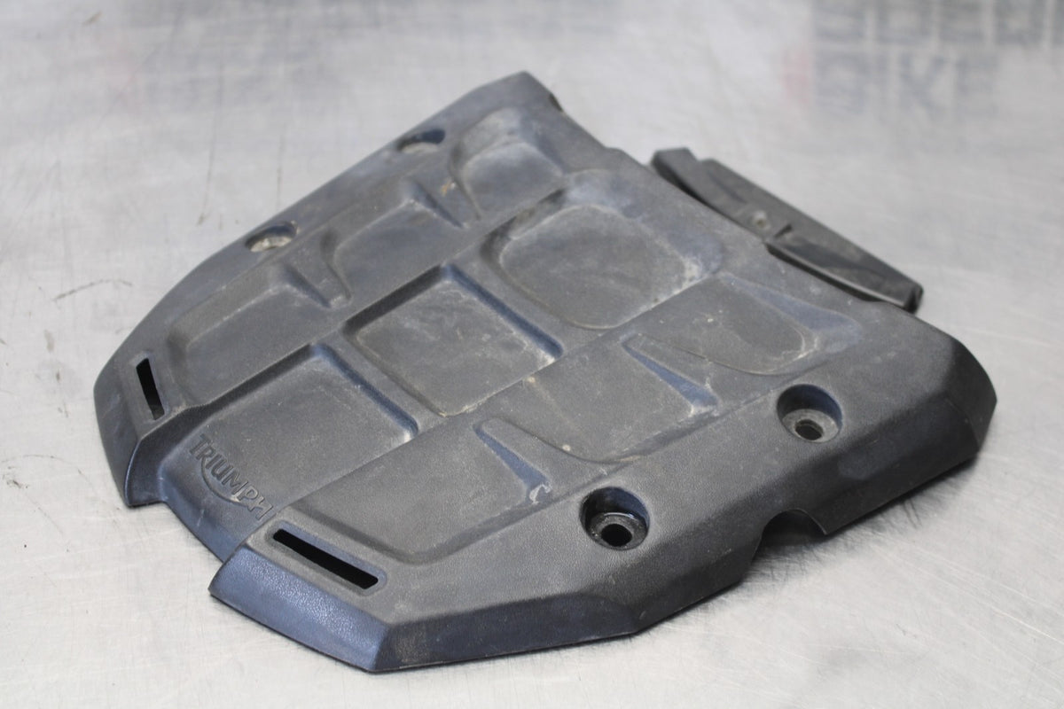 15 TRIUMPH TIGER 800 REAR RACK FAIRING COWL COVER TRIM BB873