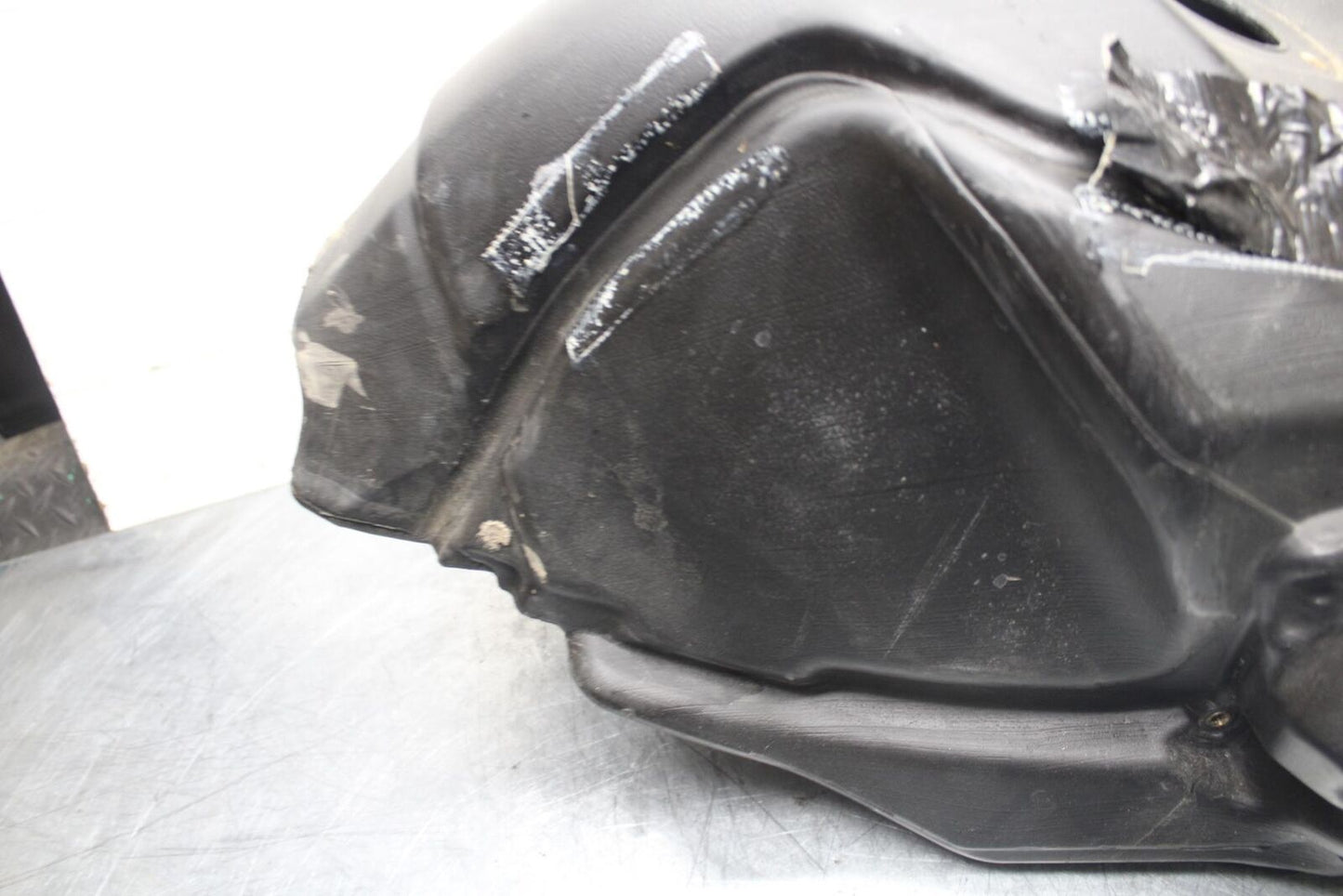2009 Aprilia Shiver 750 SL750 GAS TANK FUEL CELL PETROL RESERVOIR BB506