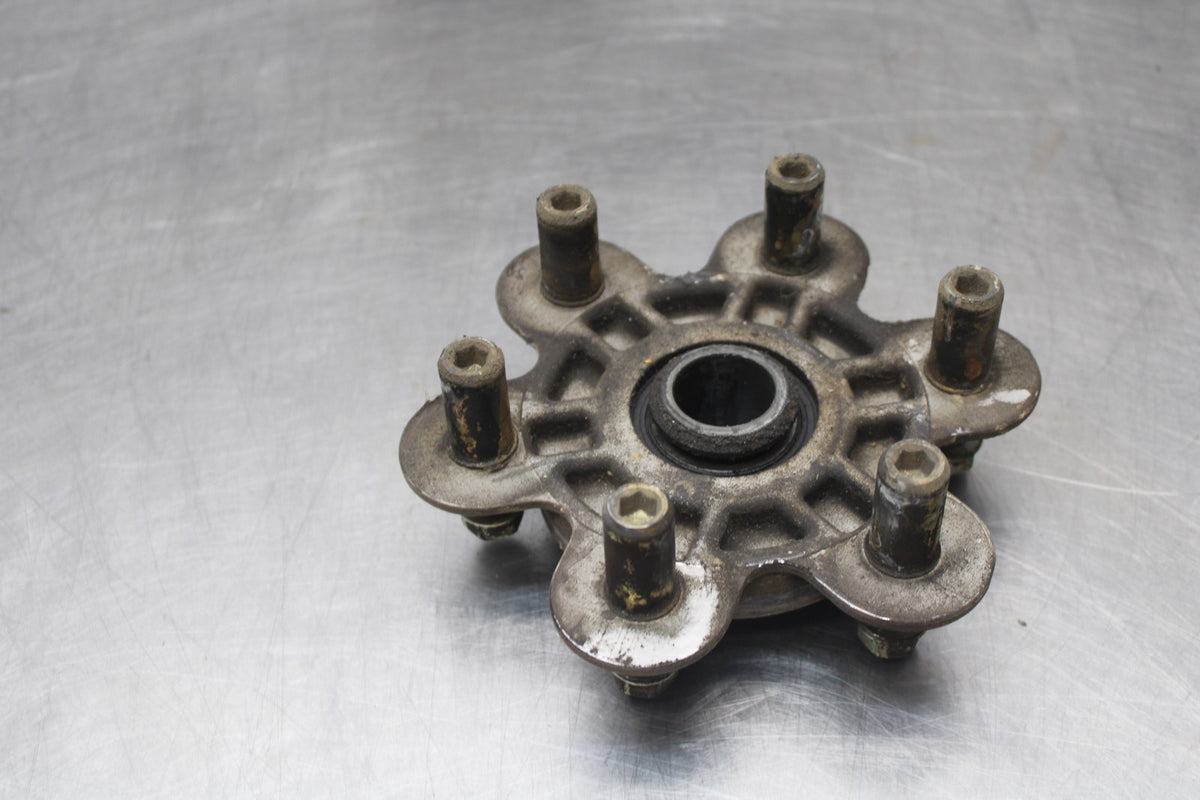 02 DUCATI MONSTER 620 REAR BACK SPROCKET HUB BB851