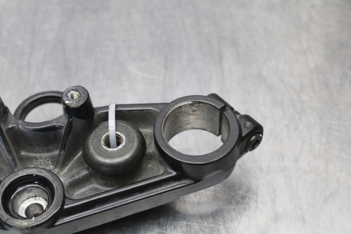 04-09 SUZUKI GS500F FORKS UPPER TRIPLE TREE CLAMP BB165