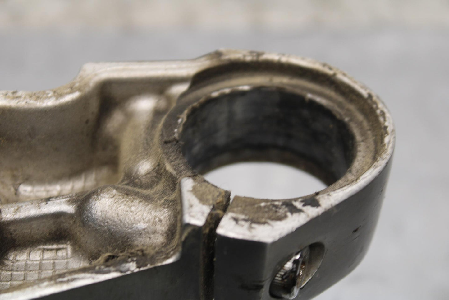 2005 Kawasaki Vulcan 1500 VN1500N Classic FORKS UPPER TRIPLE TREE CLAMP BB576