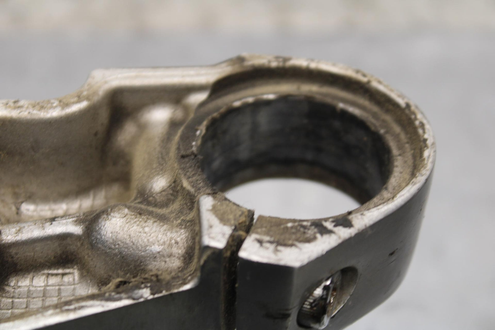 2005 Kawasaki Vulcan 1500 VN1500N Classic FORKS UPPER TRIPLE TREE CLAMP BB576