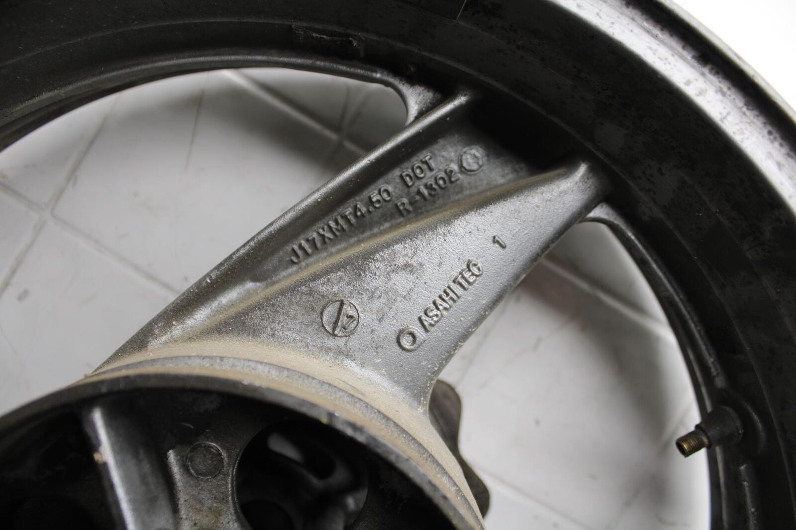 2001 Kawasaki Ninja ZX6 ZX600E REAR WHEEL RIM ROTOR BACK BRAKE DISC BB547