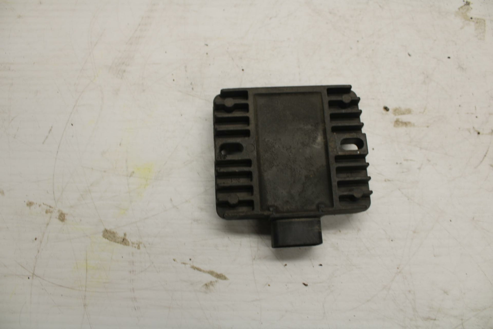 07 YAMAHA YZF R6 2c0 RECTIFIER VOLTAGE REGULATOR 4XY-81960-00-00 BB284