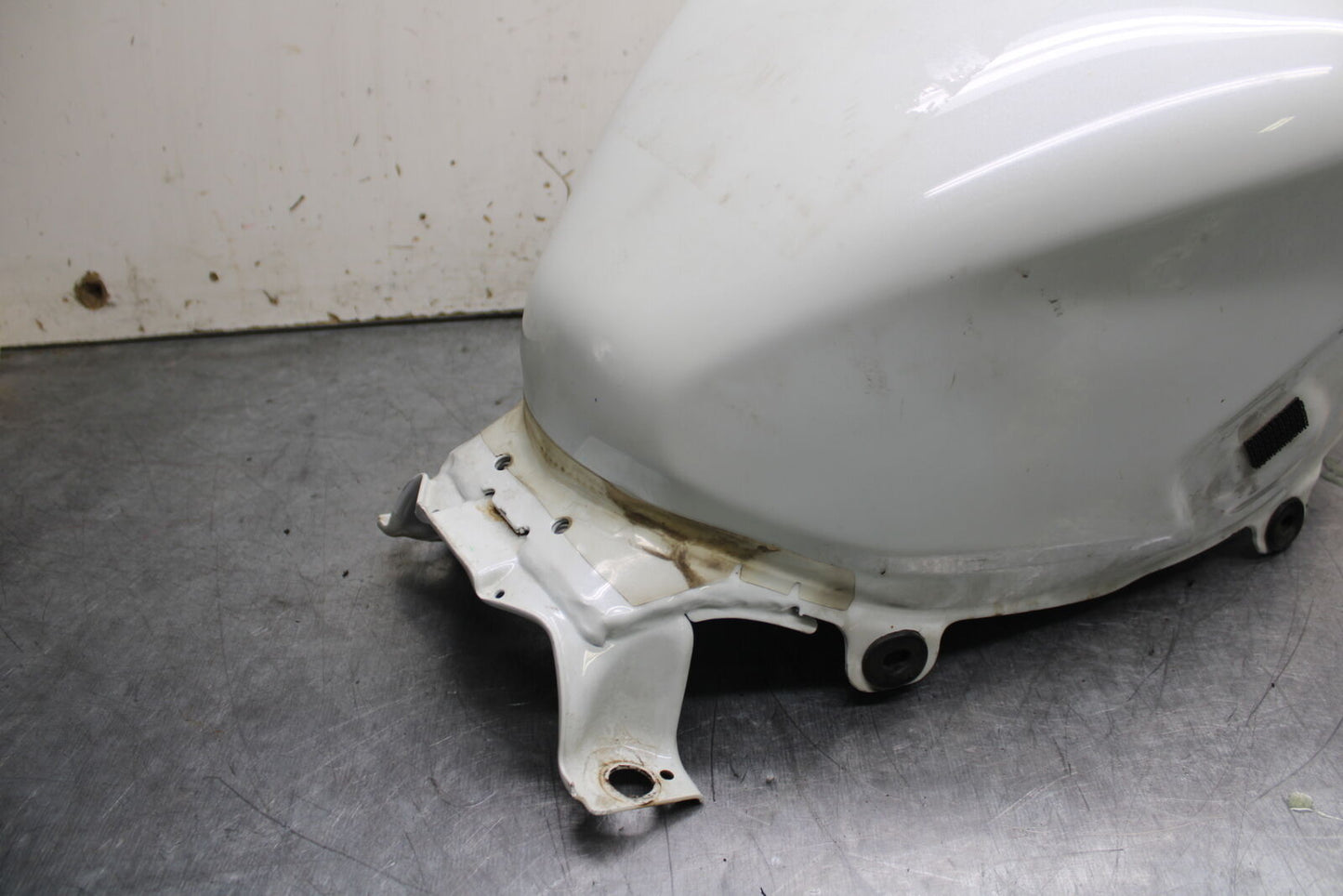 15-16 HONDA CB300F GAS TANK FUEL CELL PETROL RESERVOIR BB740