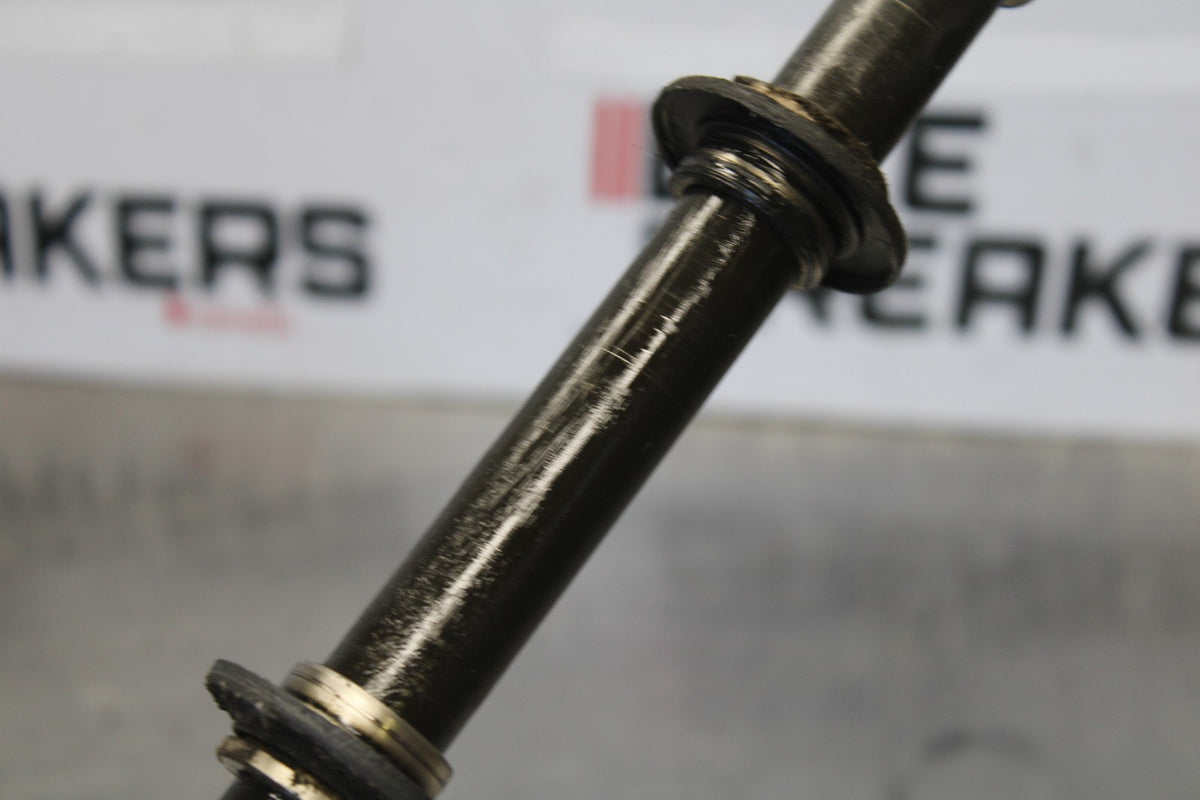05 YAMAHA YZF R6 FRONT WHEEL RIM AXLE PIVOT BOLT BB894