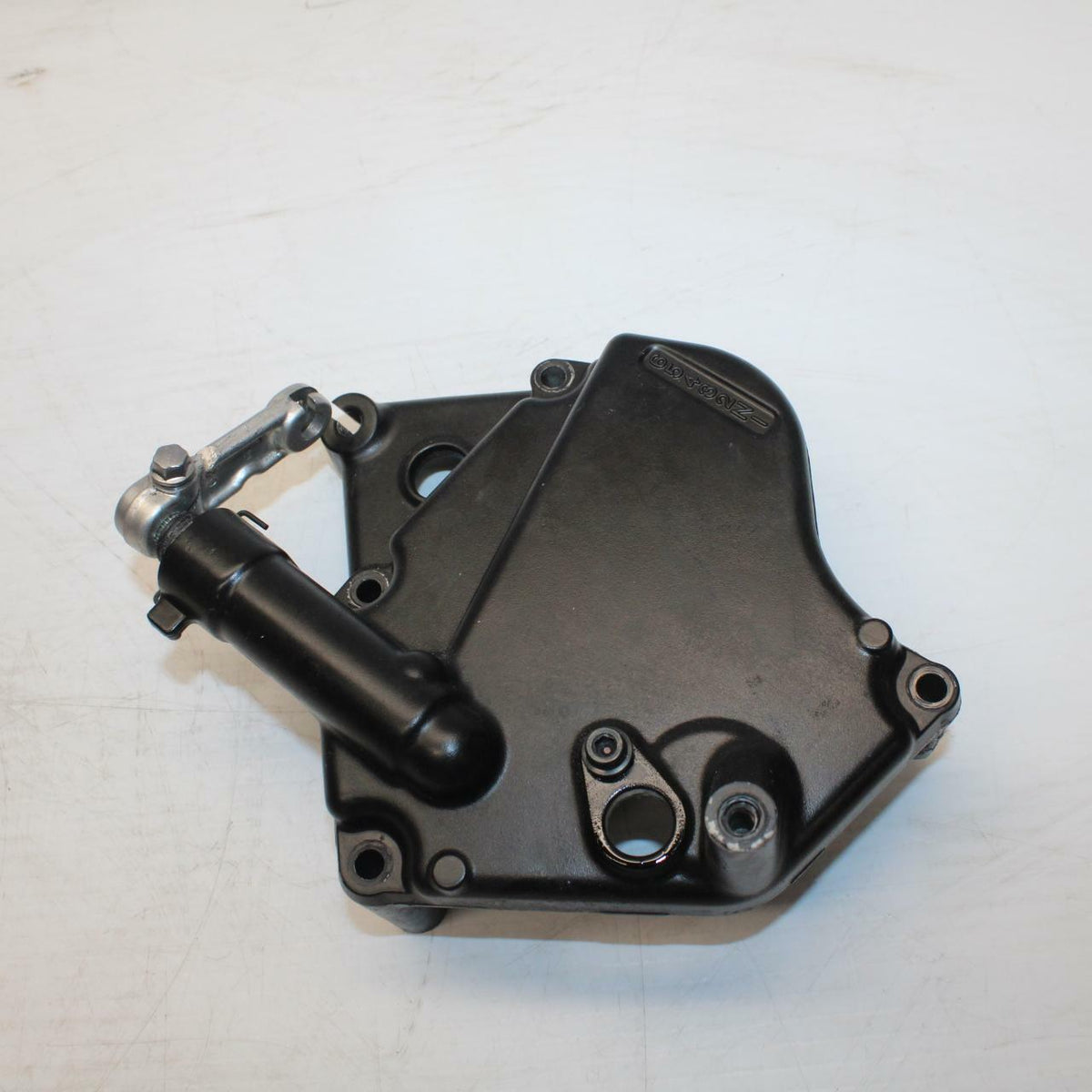 09-11 SUZUKI GSXR1000 ENGINE SPROCKET COVER #A BB283