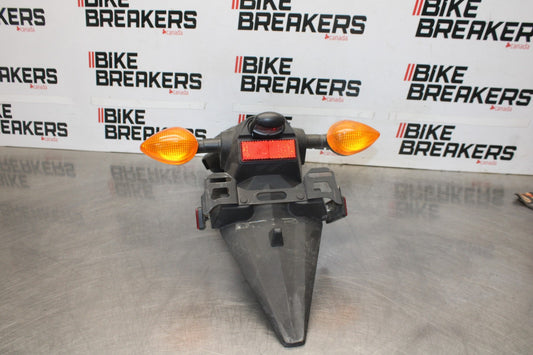 17-18 YAMAHA YZF R3 REAR BACK FENDER MUD GUARD BB00