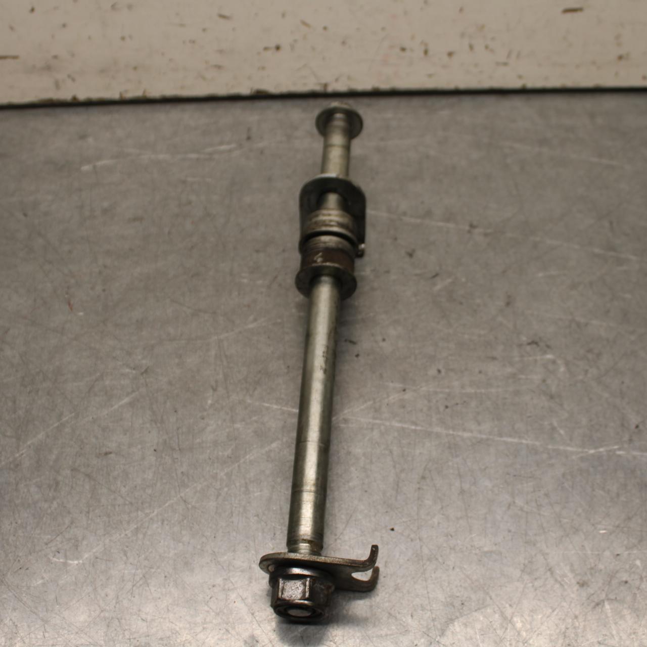 15-18 HONDA CB300FA REAR AXLE BACK WHEEL RIM PIVOT BOLT AXEL BB646