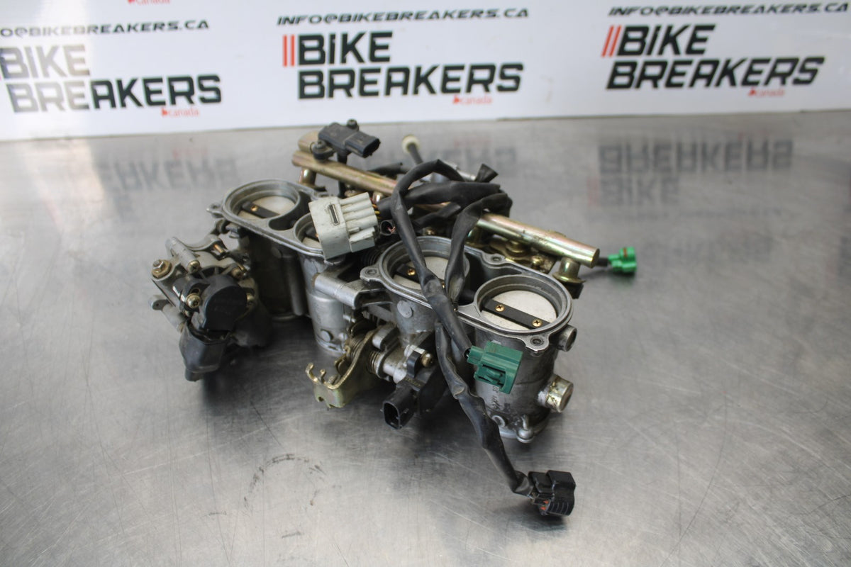 04-06 YAMAHA YZF R1 MAIN FUEL INJECTORS / THROTTLE BODIES BB432