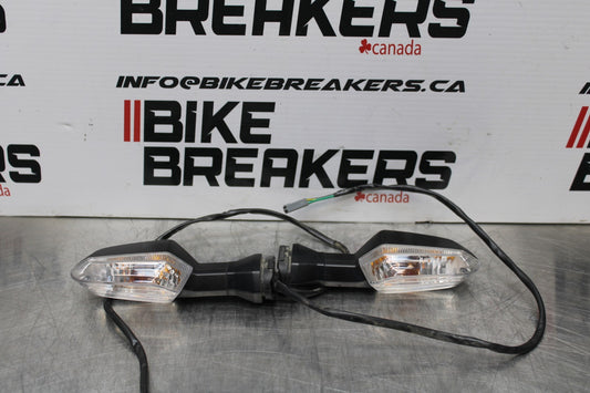 13-17 KAWASAKI NINJA 300 EX300 ABS REAR LEFT RIGHT TURN SIGNALS INDICATORS BB187