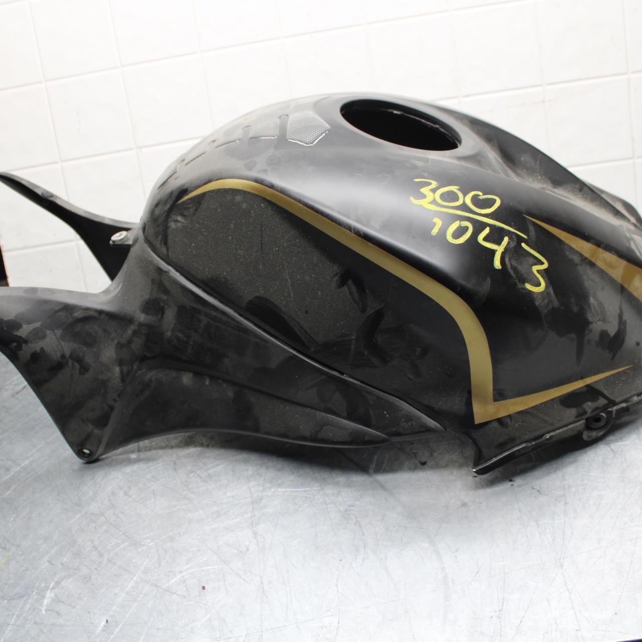 09-12 HONDA CBR600RR AFTERMARKET BLACK GAS TANK FUEL  COVER FAIRING COWL BB450
