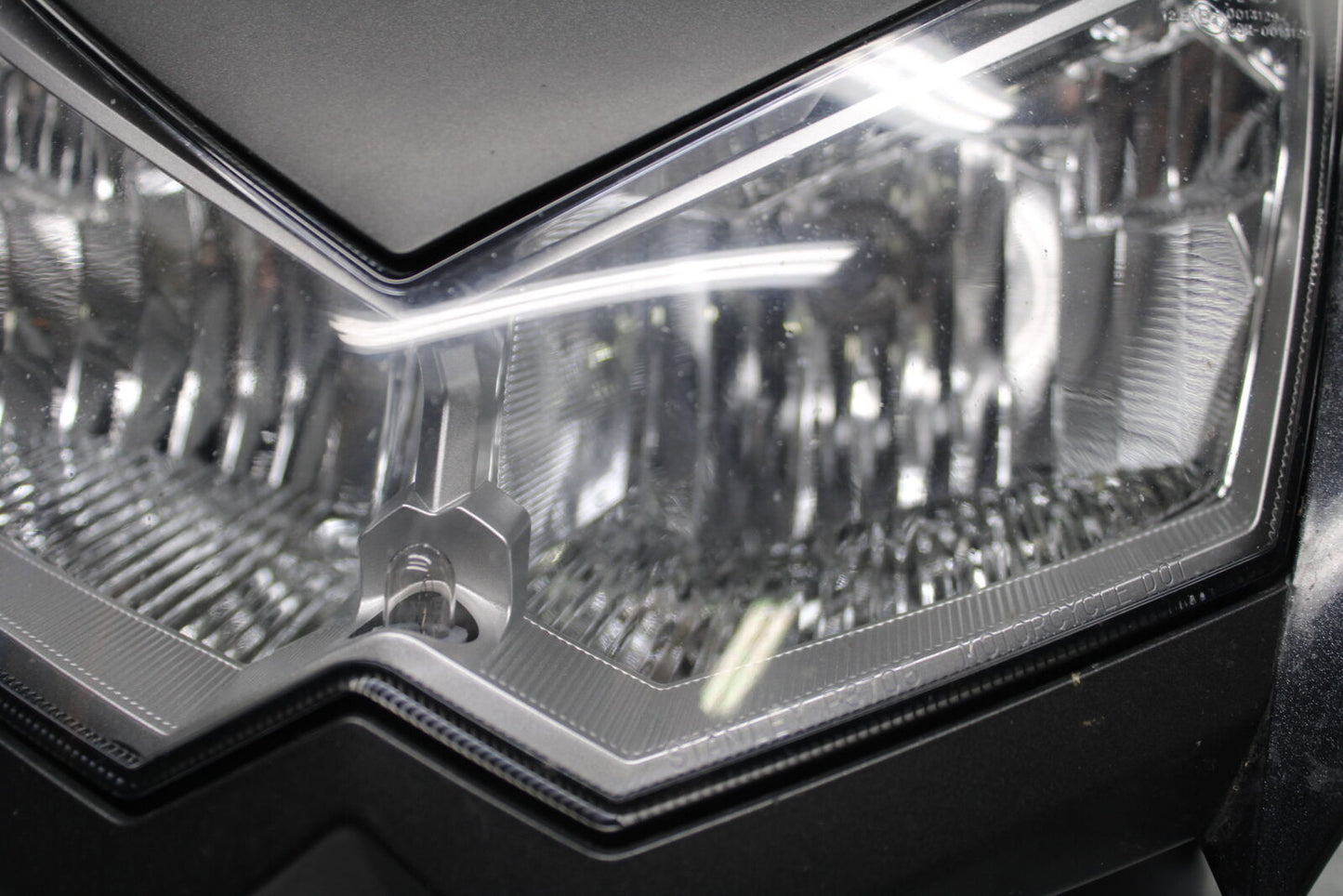 12-13 KAWASAKI Z1000 FRONT HEADLIGHT HEAD LIGHT LAMP BB743