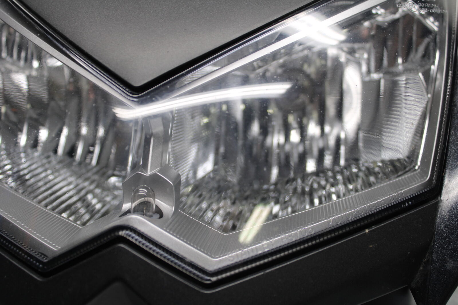 12-13 KAWASAKI Z1000 FRONT HEADLIGHT HEAD LIGHT LAMP BB743