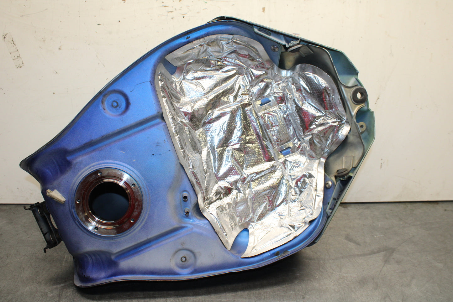 08-10 SUZUKI GSXR 600 GAS TANK FUEL CELL PETROL RESERVOIR BB753