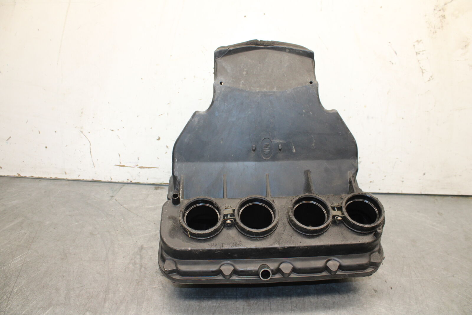 03-04 KAWASAKI NINJA ZX6RR AIRBOX AIR INTAKE FILTER BOX BB684