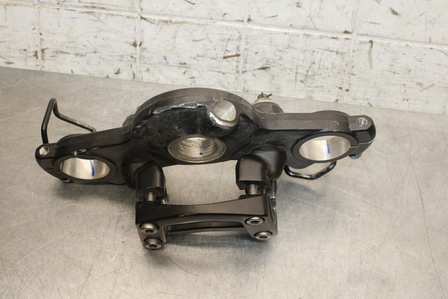 2014 Kawasaki Ninja 650 EX650E FORKS UPPER TRIPLE TREE 44039-0121-18R BB569