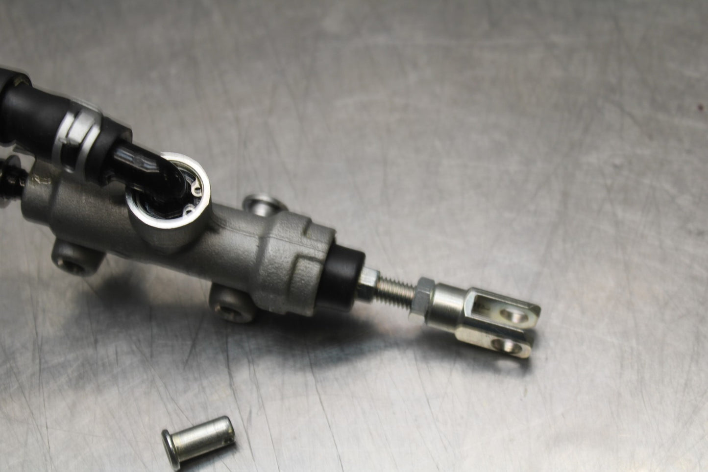 23-24 KAWASAKI NINJA ZX14R REAR BACK BRAKE MASTER CYLINDER W RESERVOIR BB764