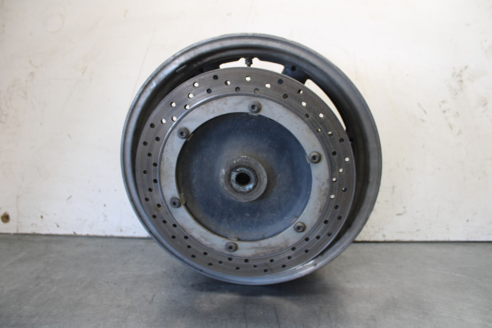 05-06 YAMAHA ROYAL STAR REAR WHEEL BACK RIM  BB697