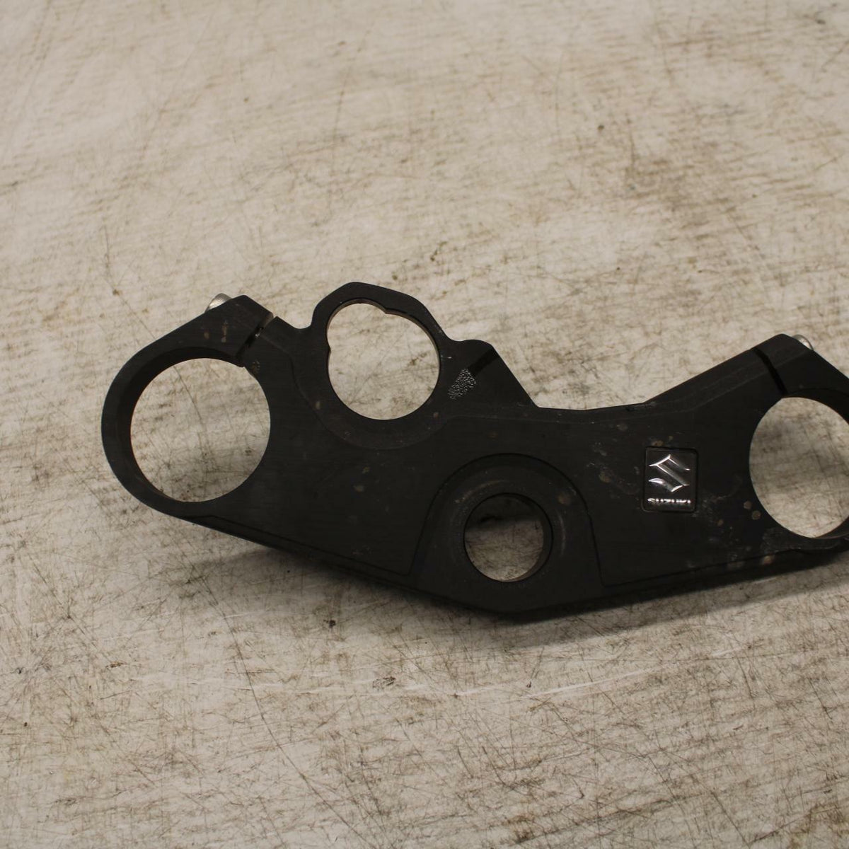 11-19 SUZUKI GSXR600 FORKS UPPER TRIPLE TREE CLAMP BB371