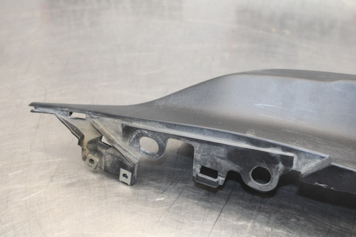 22-25 YAMAHA YZF R7 LEFT REAR BACK TAIL INNER FAIRING COWL SHROUD BB850