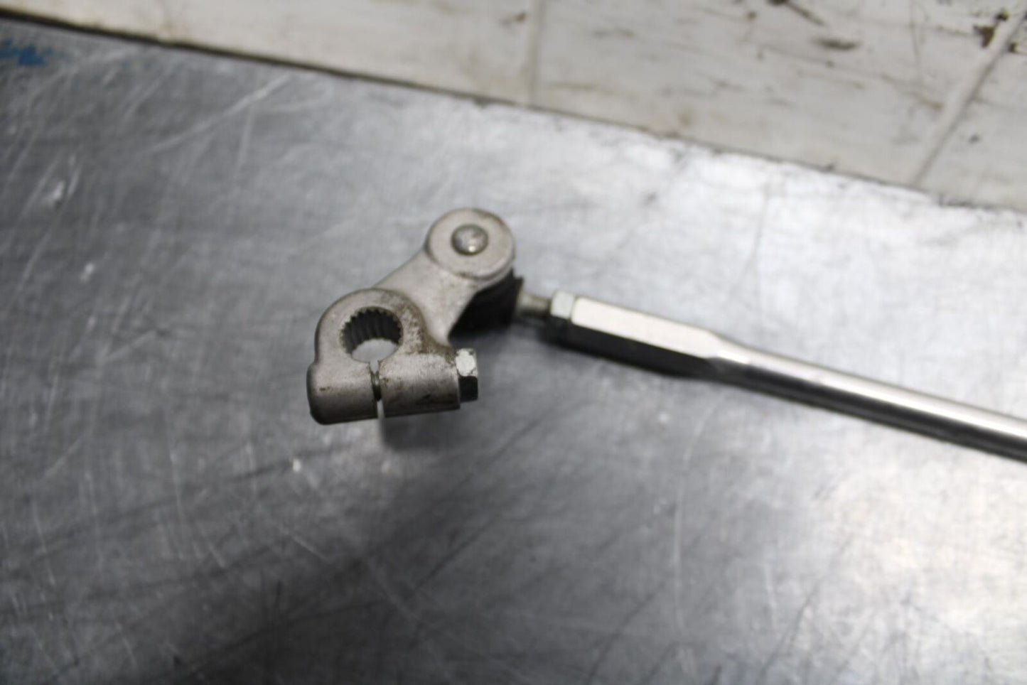 11-22 SUZUKI GSXR 600  SHIFTER LINKAGE SHIFT LINK PEDAL BB485