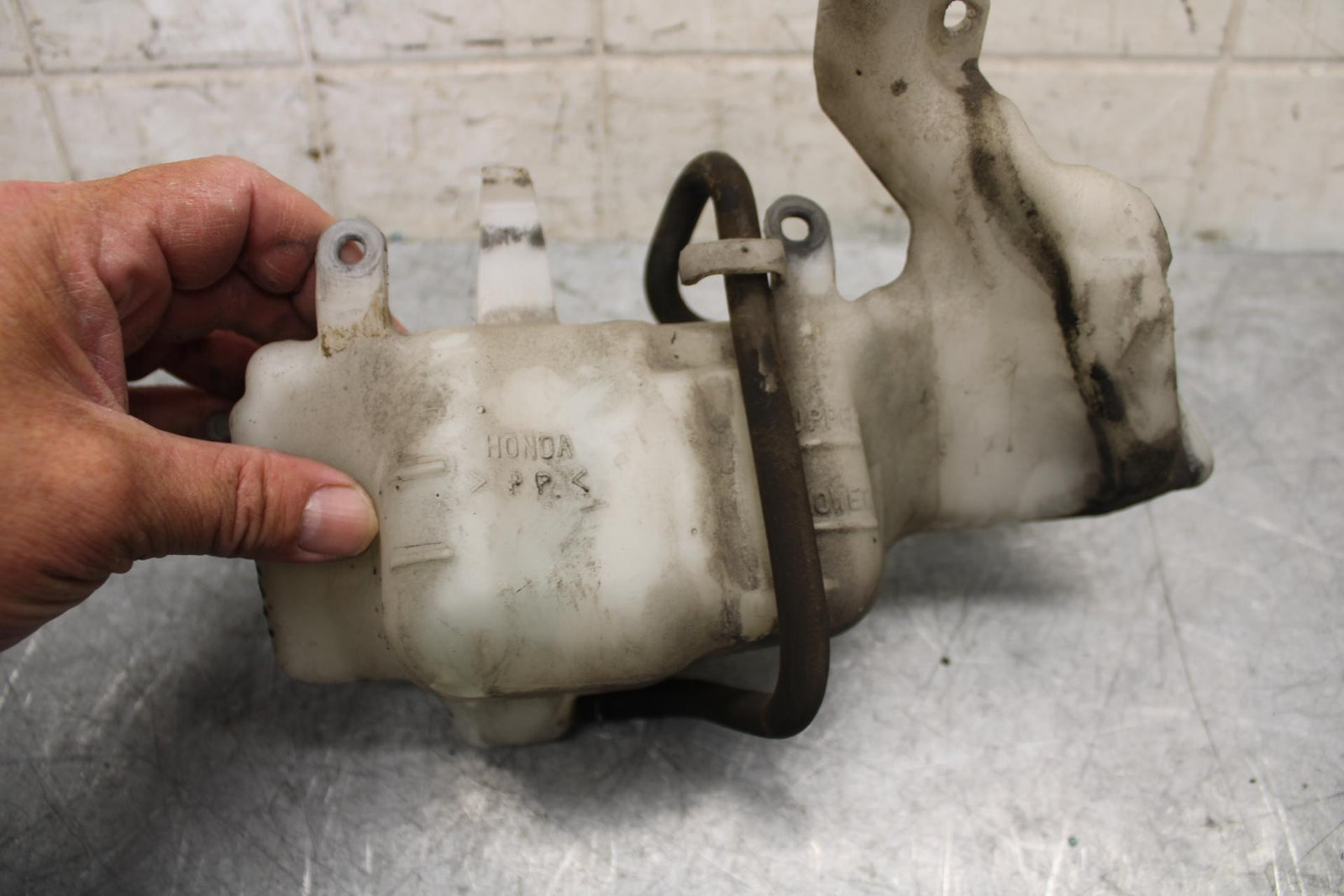2016 Honda CBR1000RR COOLANT WATER TANK RESERVOIR BOTTLE 19101-MGP-305 BB530